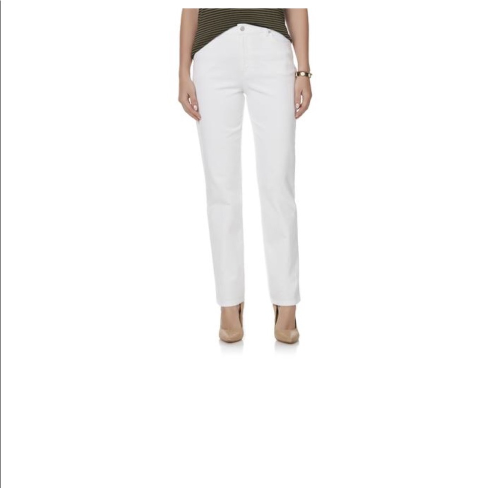 Gloria Vanderbilt White jeans